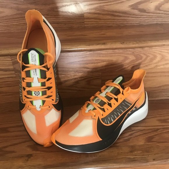 nike zoom gravity men's running